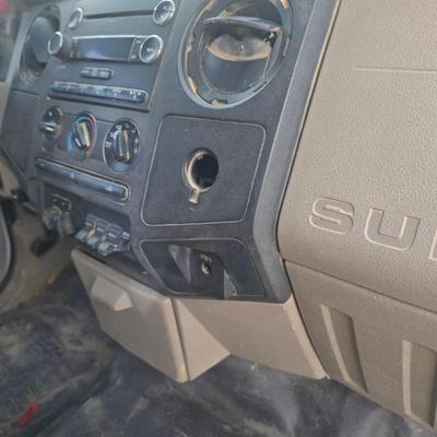 2010 Ford F-550 6.4 – Only 142,000 miles