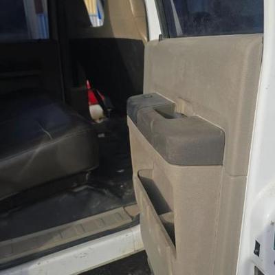 2010 Ford F-550 6.4 – Only 142,000 miles