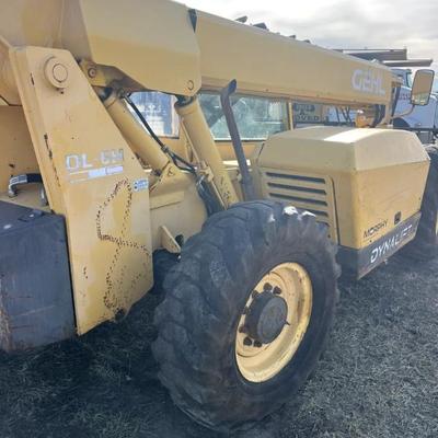Gehl DYNALIFT Telehandler – Model D16H, only 2,791 hours