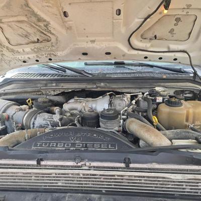 2010 Ford F-550 6.4 – Only 142,000 miles