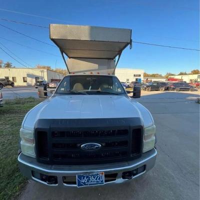 2010 Ford F-550 6.4 – Only 142,000 miles