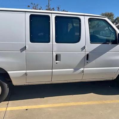 2008 Ford E-150 Van, Base 4.6L 8 Cyl GAS
