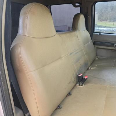 2010 Ford F-550 6.4 – Only 142,000 miles