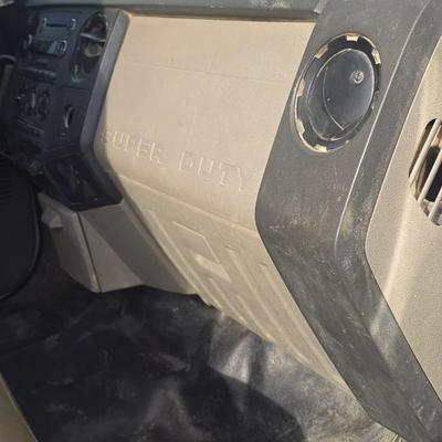 2010 Ford F-550 6.4 – Only 142,000 miles