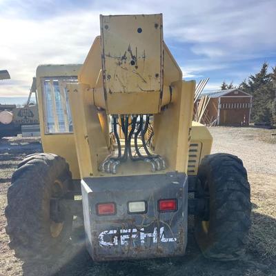 Gehl DYNALIFT Telehandler – Model D16H, only 2,791 hours