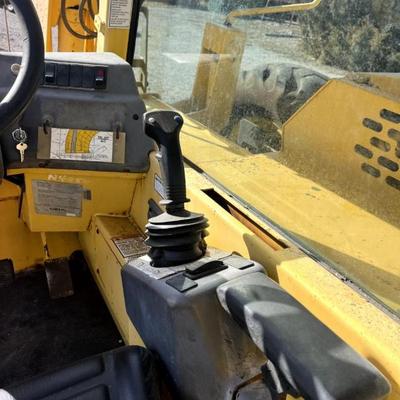 Gehl DYNALIFT Telehandler – Model D16H, only 2,791 hours