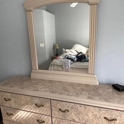 Stone-Finish Dresser with Arched Mirror & Matching Nightstands Set