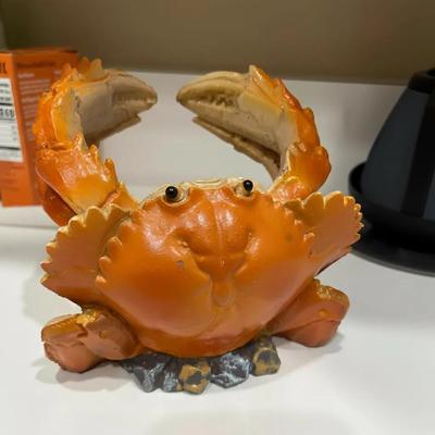 Crab-Shaped Wine Bottle Holder Coastal Décor