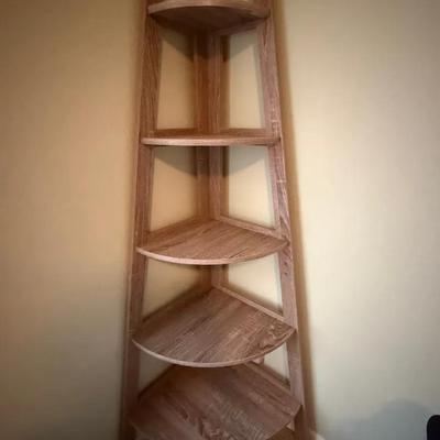 Rustic Wood Corner Ladder Shelf with Five Tiered Display Shelves
