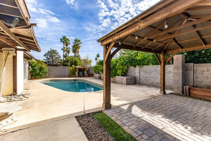 Sale Photo Thumbnail #6