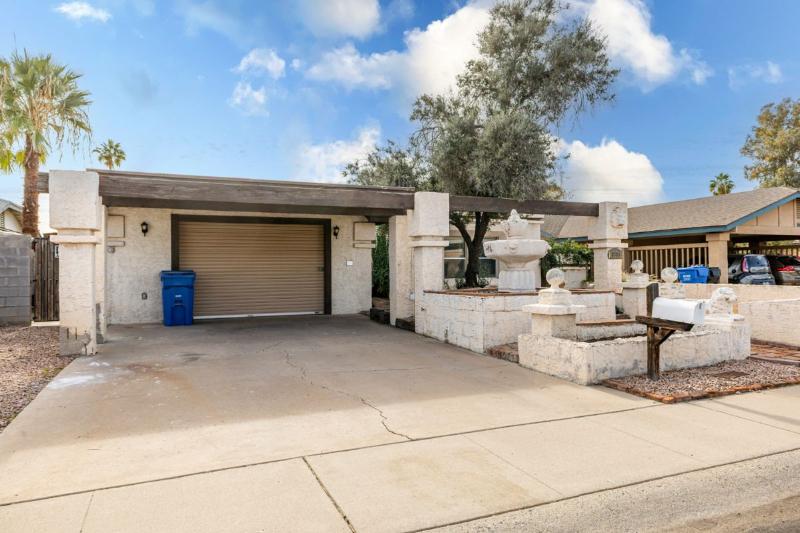 Sale Photo Thumbnail #25