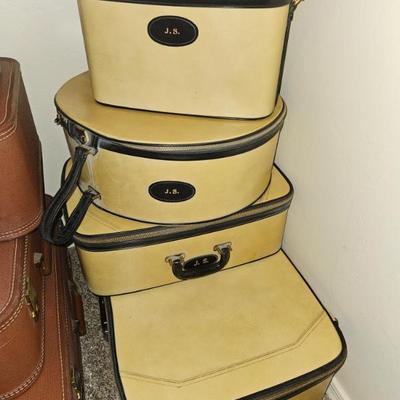 Sale Photo Thumbnail #366