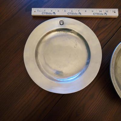 KWP Pewter Plates – 3 Dinner & 3 Bread/Salad – Crested Coat of Arms
