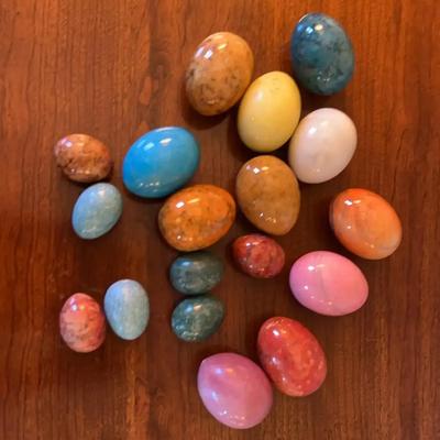 Vintage Italian Alabaster & Marble Eggs - Hand-Polished Stone - Lot of 18
