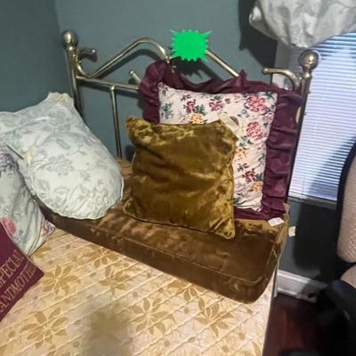 Sale Photo Thumbnail #163