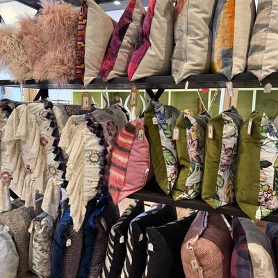 Sale Photo Thumbnail #16