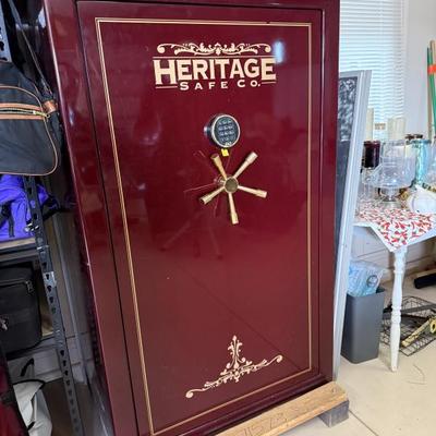 Sale Photo Thumbnail #244