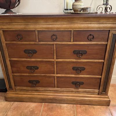 Sale Photo Thumbnail #202