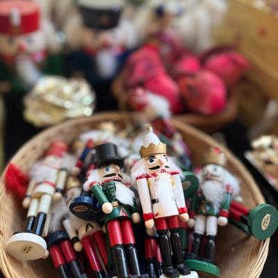 Sale Photo Thumbnail #89