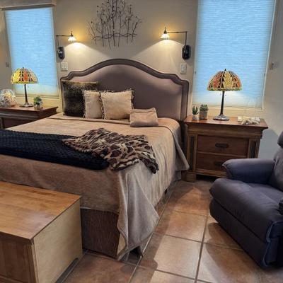 Sale Photo Thumbnail #43