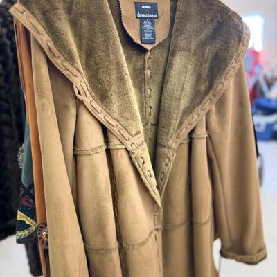 Sale Photo Thumbnail #120