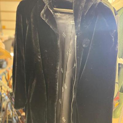 Sale Photo Thumbnail #117