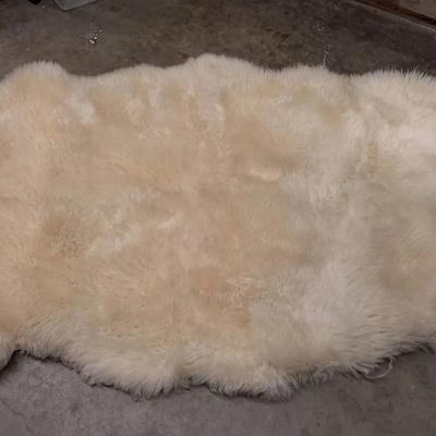 New Zealand Wool Sheepskin Area Rug