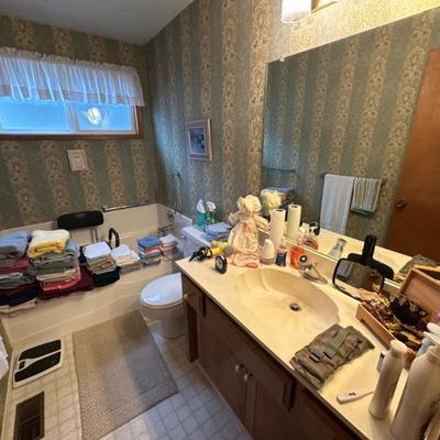 Sale Photo Thumbnail #104