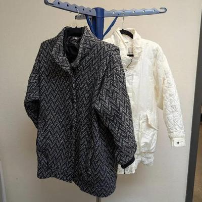 White Puffy Gloria Vanderbilt & Company A Jackets 