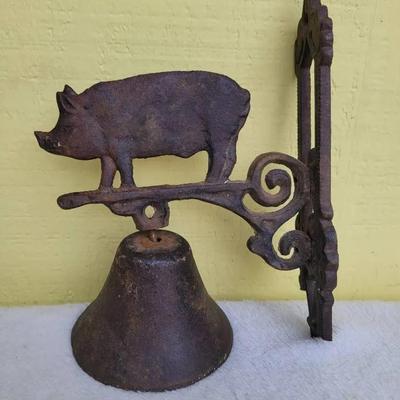 Vintage Cast Iron Dinner Bell w/PIg