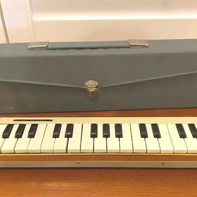 Hohner Melodica Piano 26