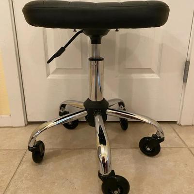 Rolling Adjustable Stool