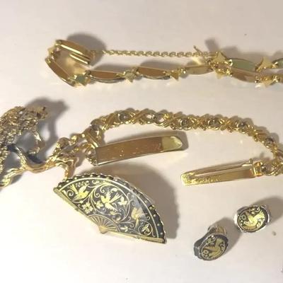 Tree Brooch and Other Gold Tone Jewelry 