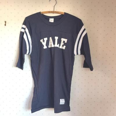 Champion "Blue Bar" Tag YALE T Shirt 1970s