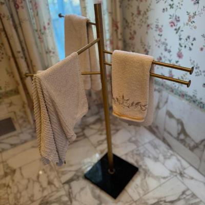 Sale Photo Thumbnail #306