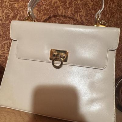 Sale Photo Thumbnail #674