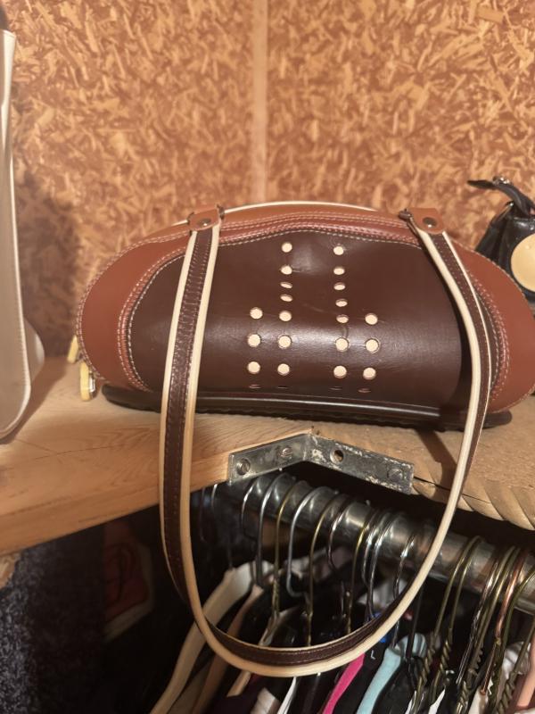 Sale Photo Thumbnail #679