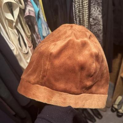 Sale Photo Thumbnail #578