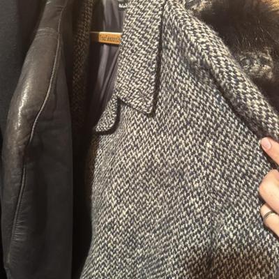 Sale Photo Thumbnail #576