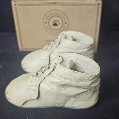 BOYDS COLLECTION 2 BEAR-FOOT FRIENDS Miles... First Steps