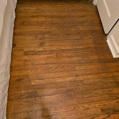 Sale Photo Thumbnail #116