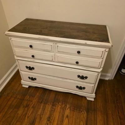 Sale Photo Thumbnail #114