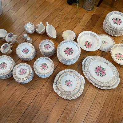 Sale Photo Thumbnail #2: Sebring China Bouquette Set