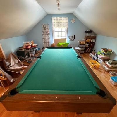Sale Photo Thumbnail #25: Pool Table
