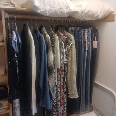 Sale Photo Thumbnail #76