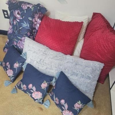 Sale Photo Thumbnail #246