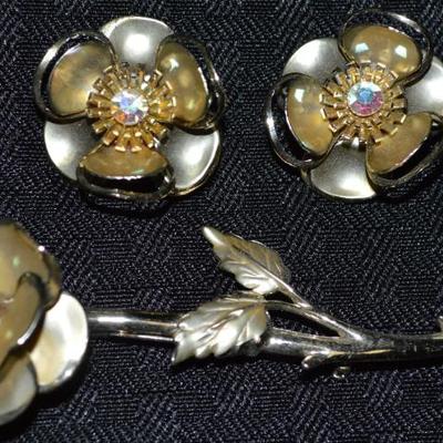 Sale Photo Thumbnail #329