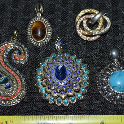 Sale Photo Thumbnail #509