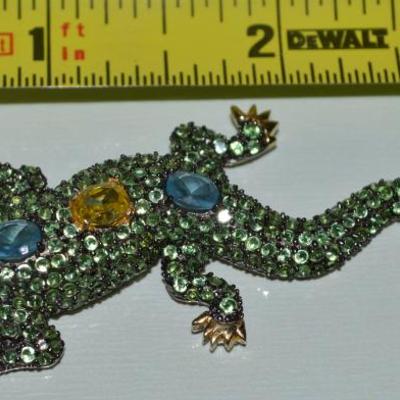 Sale Photo Thumbnail #182