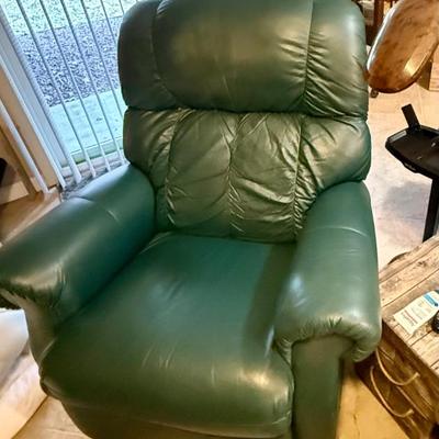 Sale Photo Thumbnail #102